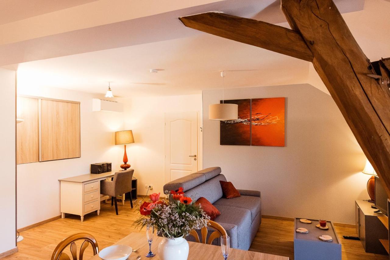 Maison Calme 14 Personnes, Piscine, Jardin Et Parking 부셰레 외부 사진