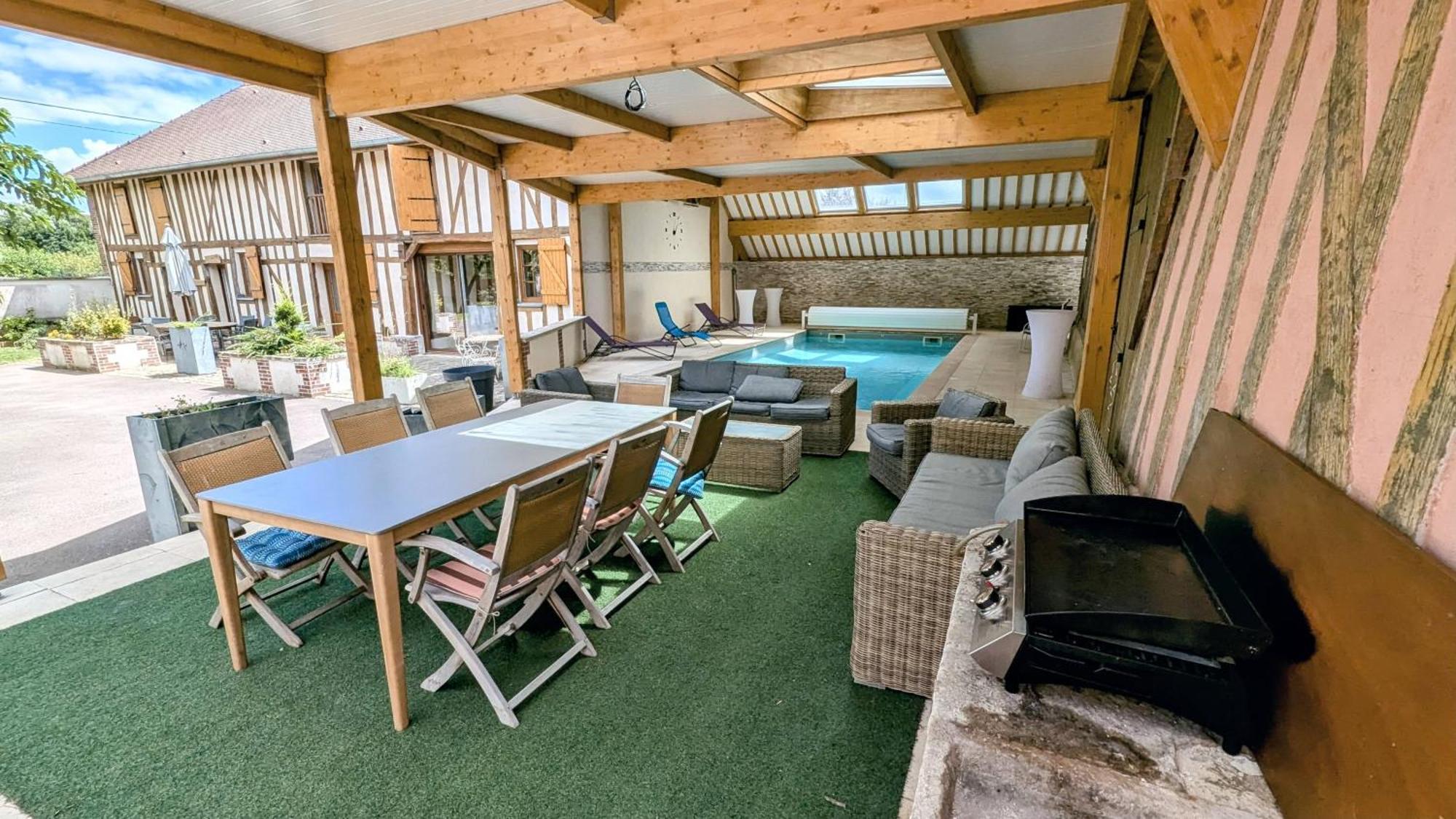 Maison Calme 14 Personnes, Piscine, Jardin Et Parking 부셰레 외부 사진